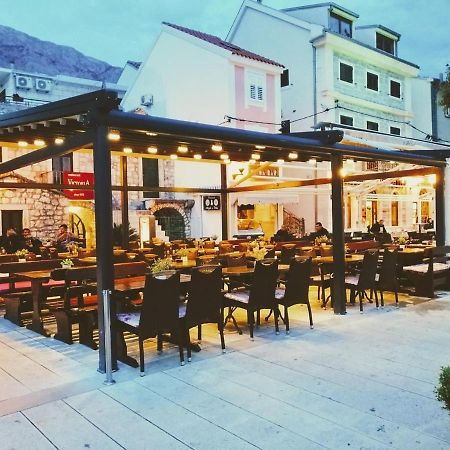 Apartmani Zuzana,Baska Voda Luaran gambar