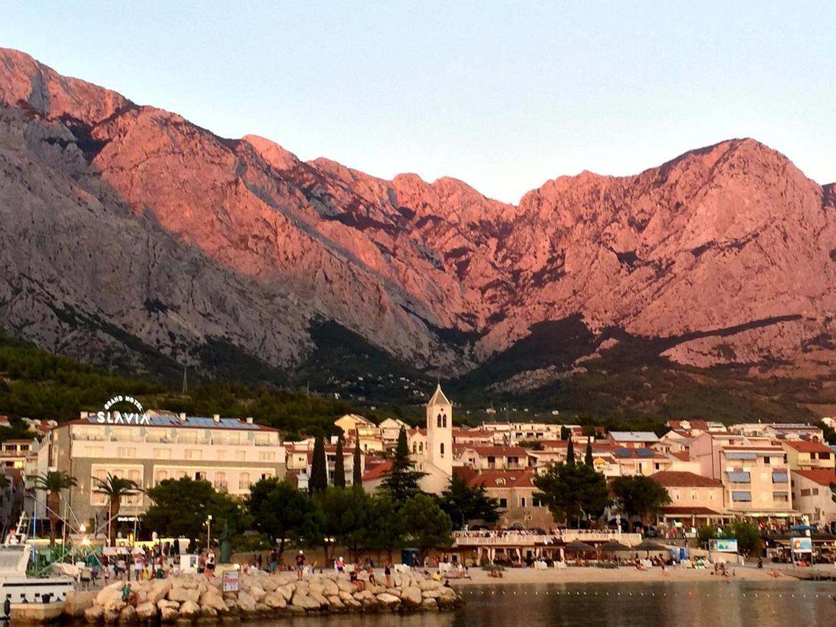 Apartmani Zuzana,Baska Voda Luaran gambar